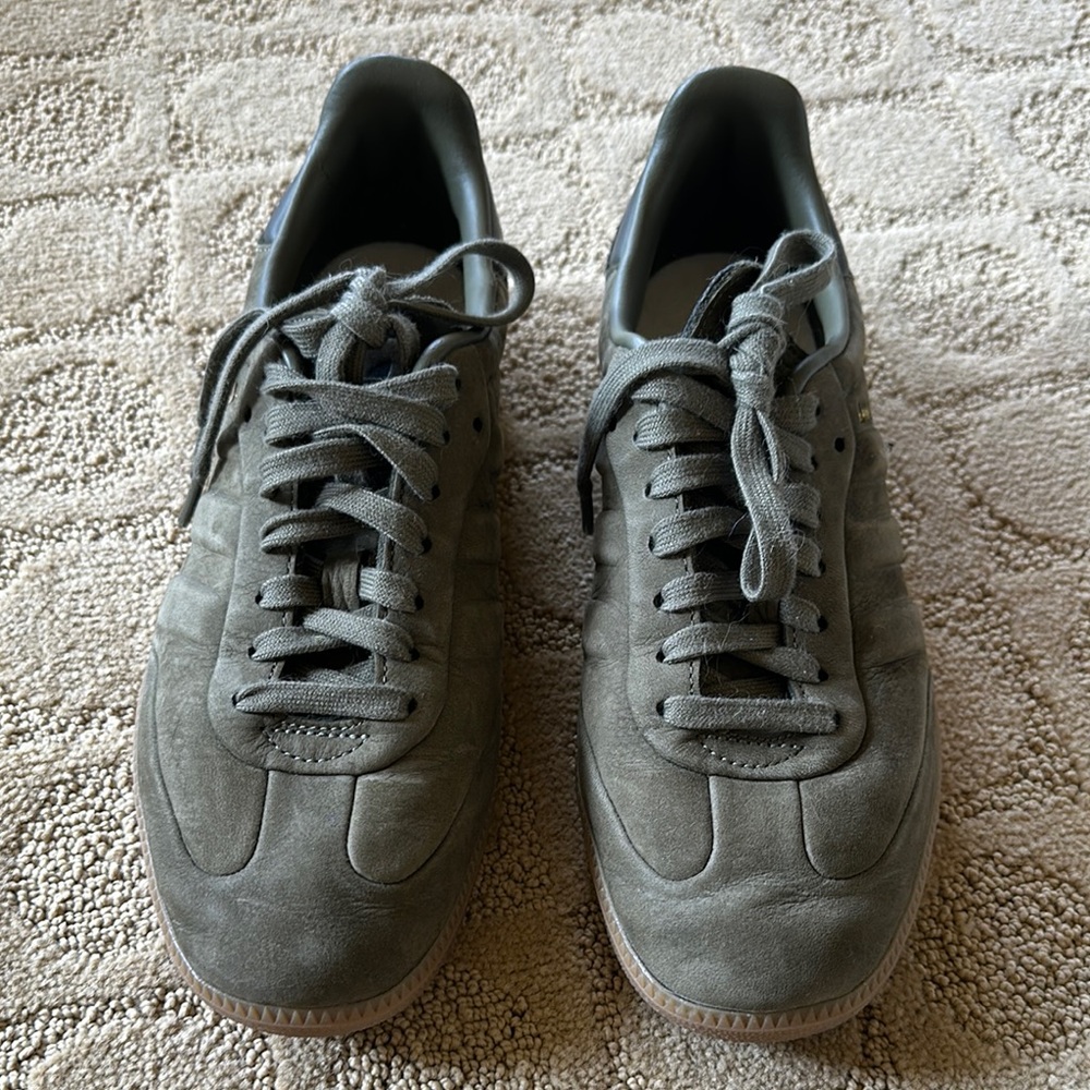 Men's Gray Suede Sneakers adidas Samba size 7.5